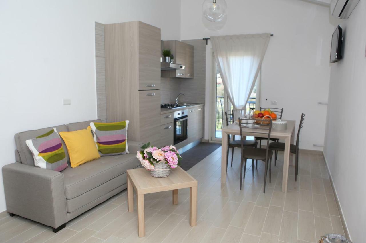 Rosy House - Hospitality Leilighet Pimonte Eksteriør bilde